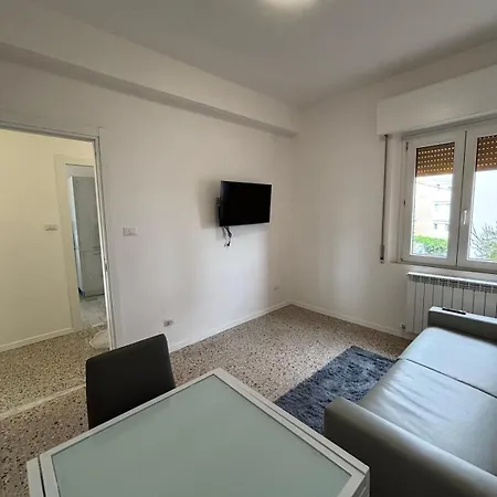 Uddin's Den Appartamento